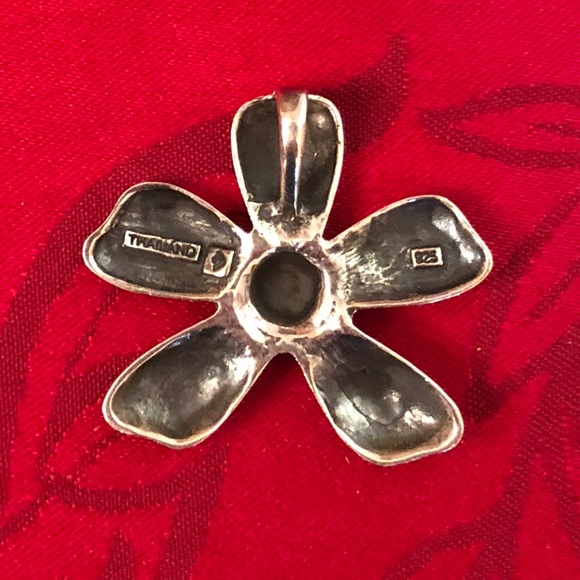 Vintage Silpada Sterling Silver Flower Pendant - Picture 2 of 3